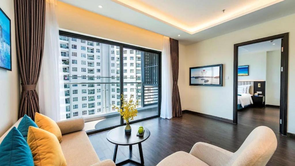 The Sapphire Residence S2 Ha Long Esterno foto