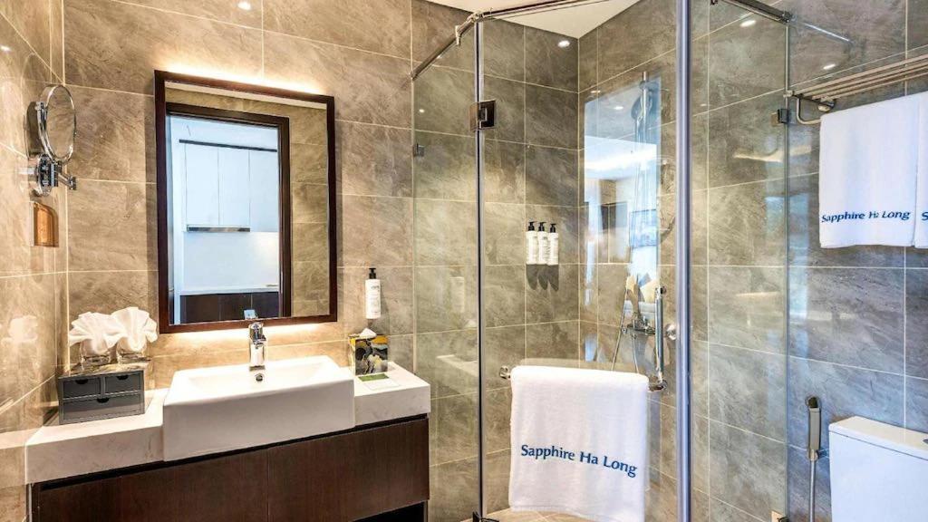 The Sapphire Residence S2 Ha Long Esterno foto